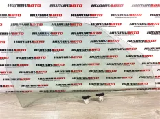 Стекло двери Suzuki Grand Vitara переднее правое