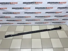 Накладка правого порога Mazda 6 GJ GHK150480