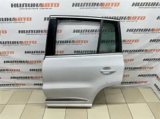 Дверь задняя левая Tiguan 1