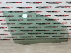 Стекло передней правой двери Golf 6 5K4845202B