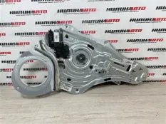 824813U000 Стеклоподъемник Kia Sportage перед прав