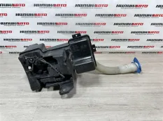 Бачок омывателя Tiguan 1 5N0955453B 5N0955453H