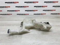 Бачок омывателя Ford Fiesta 6 1764300 8A6117613AF