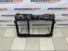 Панель передняя Ford Fiesta 6 1801906