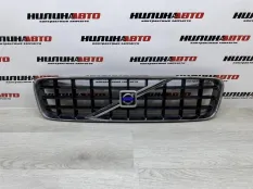 Решетка радиатора Volvo Xc90 дорестайлинг 8620641