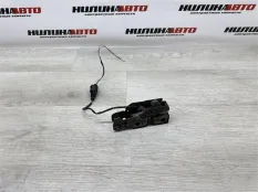 Замок капота Fabia 2 5J0823509E 5J0823509C