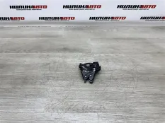 Замок крышки багажника Mazda 3 BL седан