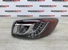 Фонарь правый Mazda 3 BL седан