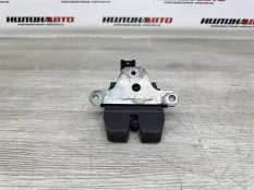 1570448 1743698 8M51R442A66AC