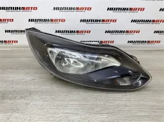 Фара правая Ford Focus 3 неоригинал TYC