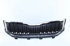 Решетка радиатора Skoda Karoq 2017-2021 57A853653 1 NU7 ДО РЕСТАЙЛИНГ