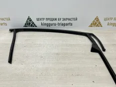 Уплотнитель стекла двери Opel Astra 2013 13391200 J P10 5D РЕСТАЙЛИНГ A14XER, передний правый
