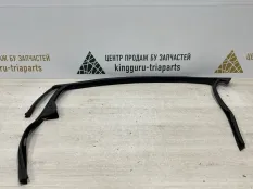 Уплотнитель стекла двери Opel Astra 2013 13391199 J P10 5D РЕСТАЙЛИНГ A14XER, передний левый