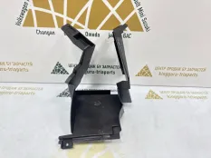 Дефлектор радиатора Renault Duster 2020-2022 628104242R 2 HJD, передний