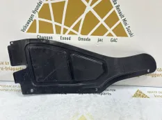 Пыльник двигателя Volkswagen Polo 2009-2015 6RG825250 5 612 ДО РЕСТАЙЛИНГ, правый
