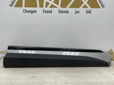 Молдинг двери Exeed LX 2022-2024 609000293AA T1C РЕСТАЙЛИНГ, передний правый