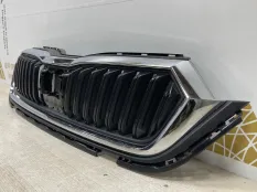 Решетка радиатора Skoda Octavia 2019-2022 5E3853653 A8 NN3