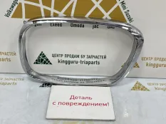 Решетка радиатора BMW X1 2015-2019 7354823 F48, левая