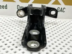 Петля двери Opel Astra 2013 13501715 J P10 5D РЕСТАЙЛИНГ A14XER, задняя левая