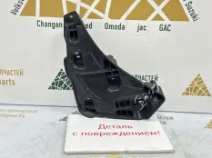 Кронштейн решетки радиатора Changan Eado Plus 2020-2024 2803233BN16, левый