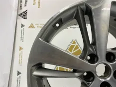 Диск литой R20 Genesis GV80 2020-2022 52910T6110 JX1