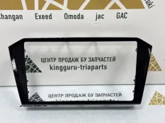 Рамка магнитолы Volkswagen Passat 3G8858069A B8 2018Г 3G ДО РЕСТАЙЛИНГ ДВИГ CUKC 1.4 ГИБРИД, правая