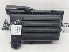 Корпус воздушного фильтра Volkswagen Passat 04E129611G B8 2018Г 3G ДО РЕСТАЙЛИНГ ДВИГ CUKC 1.4 ГИБРИД