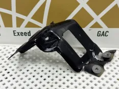Кронштейн крыла BMW X5 2019-2023 41007492372 G05, передний правый