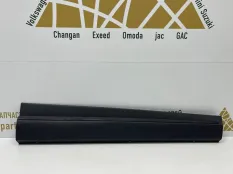 Молдинг двери Omoda C5 2022-2024 609001054AA T19C, передний правый