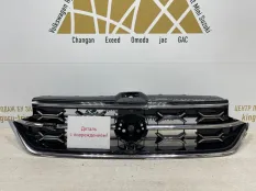 Решетка радиатора Volkswagen Tayron 2018-2023 55G853653H 0D1