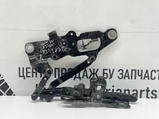 Петля капота BMW 5 2013-2017 41007270884 F10 РЕСТАЙЛИНГ, правая