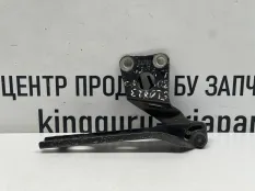 Петля капота Skoda Yeti 2009-2014 5L0823301D 1 5L6 ДО РЕСТАЙЛИНГ, левая