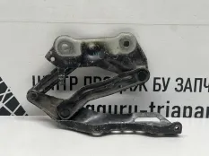 Петля капота Skoda Kodiaq 2016-2022 565823302 1 NS7 ДО РЕСТАЙЛИНГ, правая