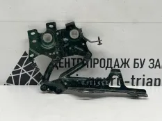 Петля капота MINI cooper Clubman 2015-2019 41007438920 F54 ДО РЕСТАЙЛИНГ, правая