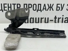 Петля капота Audi Q3 2011-2014 8U0823302 1 8UB ДО РЕСТАЙЛИНГ, правая