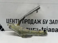 Петля капота SsangYong Kyron 2005-2007 6182009003 1 ДО РЕСТАЙЛИНГ, правая