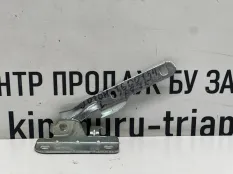 Петля капота Renault Logan 2014-2018 654013159R 2 L8 ДО РЕСТАЙЛИНГ, левая