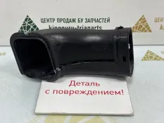 Патрубок воздушного фильтра BMW X7 2019-2022 13718662934 G07