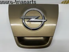 Ручка открывания багажника Opel Astra 2009-2012 13372620 J P10 5D ДО РЕСТАЙЛИНГ