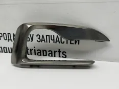 Накладка решетки бампера BMW X6 2014-2018 51117319790 F16, передняя правая
