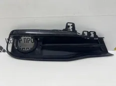 Решетка противотуманной фары BMW 3 2015-2020 51117464488 F30 РЕСТАЙЛИНГ