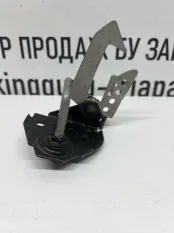 Крюк замка капота BMW 5 2013-2017 51237183764 F10 РЕСТАЙЛИНГ, правый