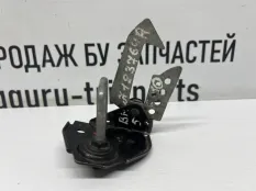 Крюк замка капота BMW 5 2013-2017 51237183764 F10 РЕСТАЙЛИНГ, правый