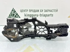 Кронштейн ручки двери Volkswagen Passat CC 2011 3C0837886 1 ДОРЕСТАЙЛИНГ CDA 170923 BZB, передний правый