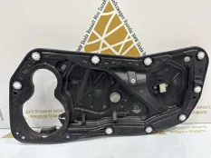 Кронштейн стеклоподъемника Volkswagen Passat CC 2011 3C8837756D 1 ДОРЕСТАЙЛИНГ CDA 170923 BZB, передний правый