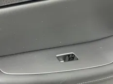 Обивка двери Hyundai Palisade 2018-2022 83308S8080 LX2, задняя правая