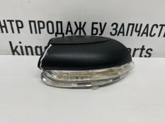 Повторитель поворота Volkswagen Golf Plus 2009-2014 5K0949102 2 521, правый