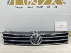 Решетка радиатора Volkswagen Touareg 2014-2018 7P6853653D 2 7P5 РЕСТАЙЛИНГ