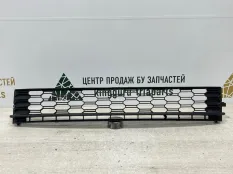 Решетка бампера Skoda Rapid 2017-2020 5JA853677C 1 NH3 РЕСТАЙЛИНГ, передняя