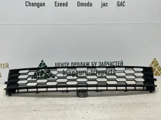 Решетка бампера Skoda Rapid 2017-2020 5JA853677C 1 NH3 РЕСТАЙЛИНГ, передняя